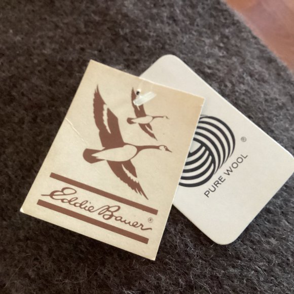 NWT Eddie Bauer Brown 100% Wool Neck Scarf with Fringe - Picture 3 of 3